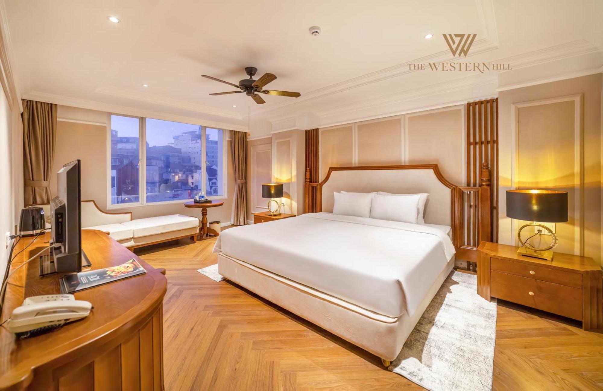 The Western Hill Dalat Hotel Екстер'єр фото